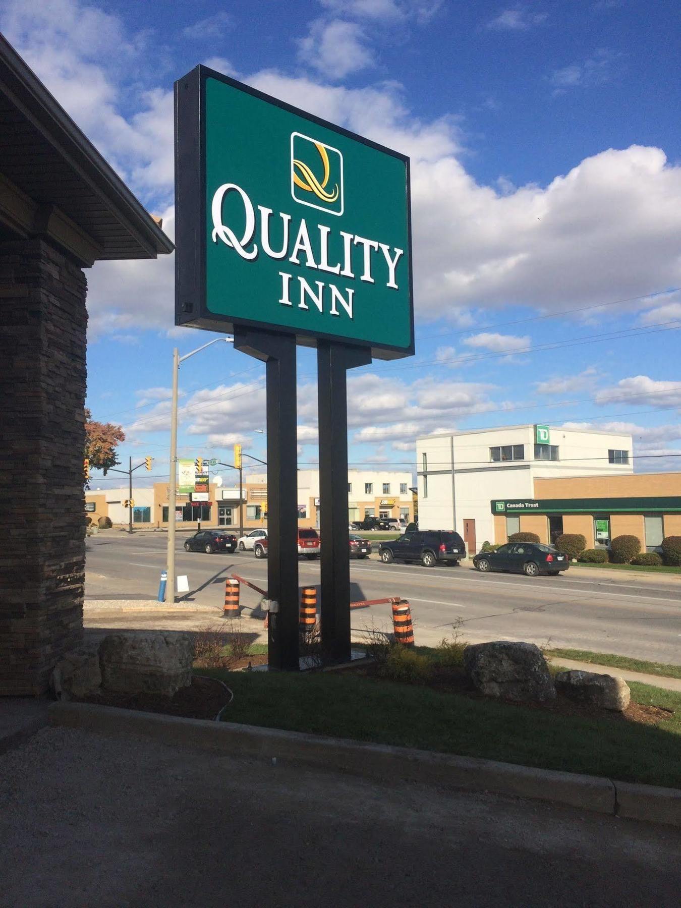 Quality Inn Лимингтон Экстерьер фото