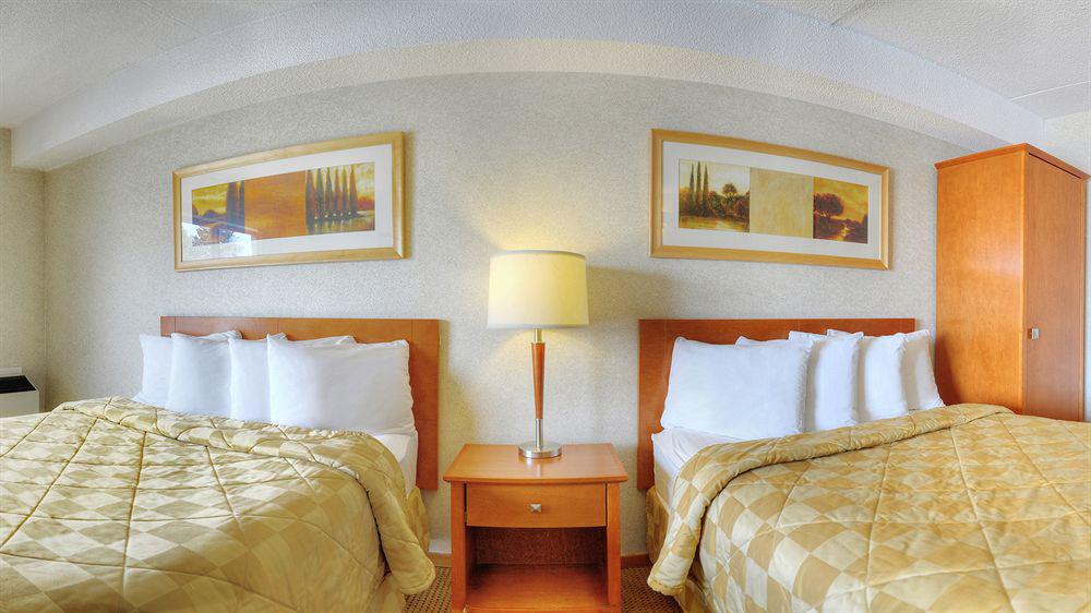 Quality Inn Лимингтон Экстерьер фото